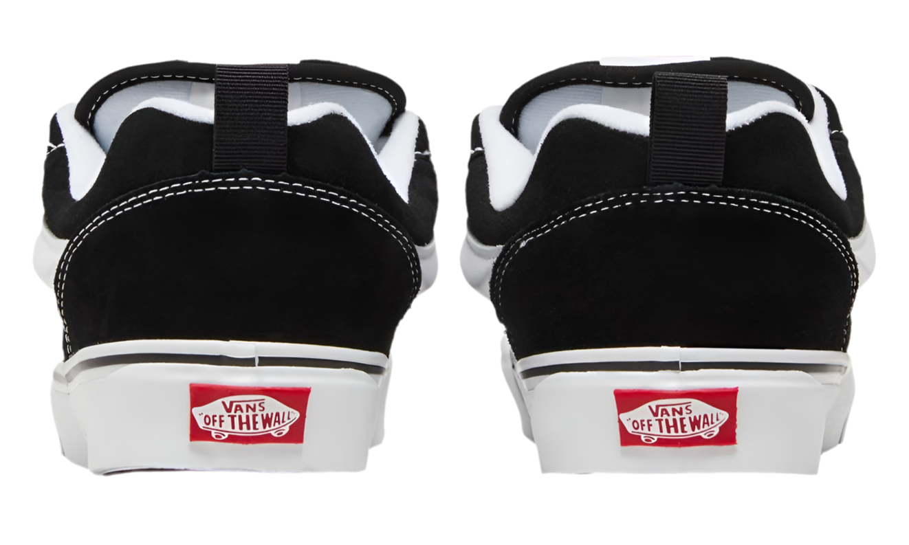 مدرسة فانز كنو "بالأبيض والأسود"