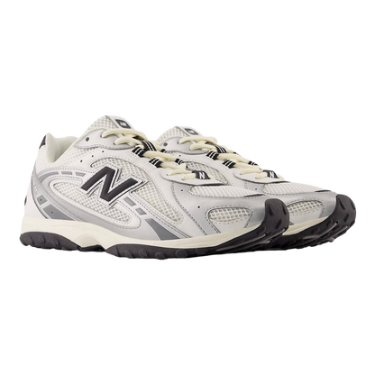 New Balance 204L ‘Silver Metallic’