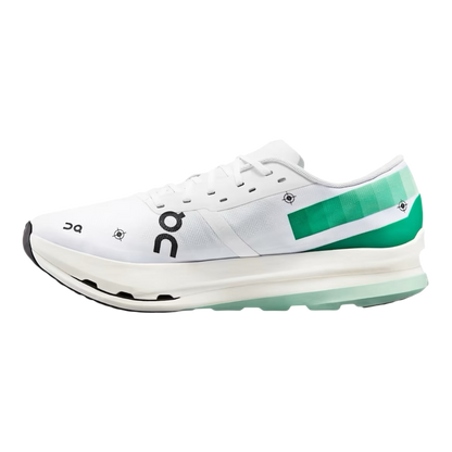 On CloudBoom Echo 3 ‘Undyed White Mint’