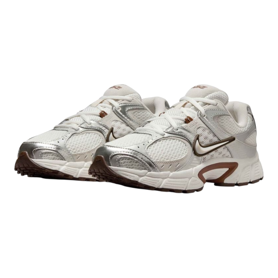 Nike V5 RNR 'Sail Fauna Brown'