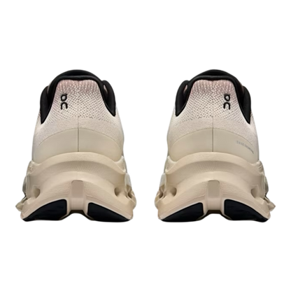 ON Cloudtilt ‘Sand’