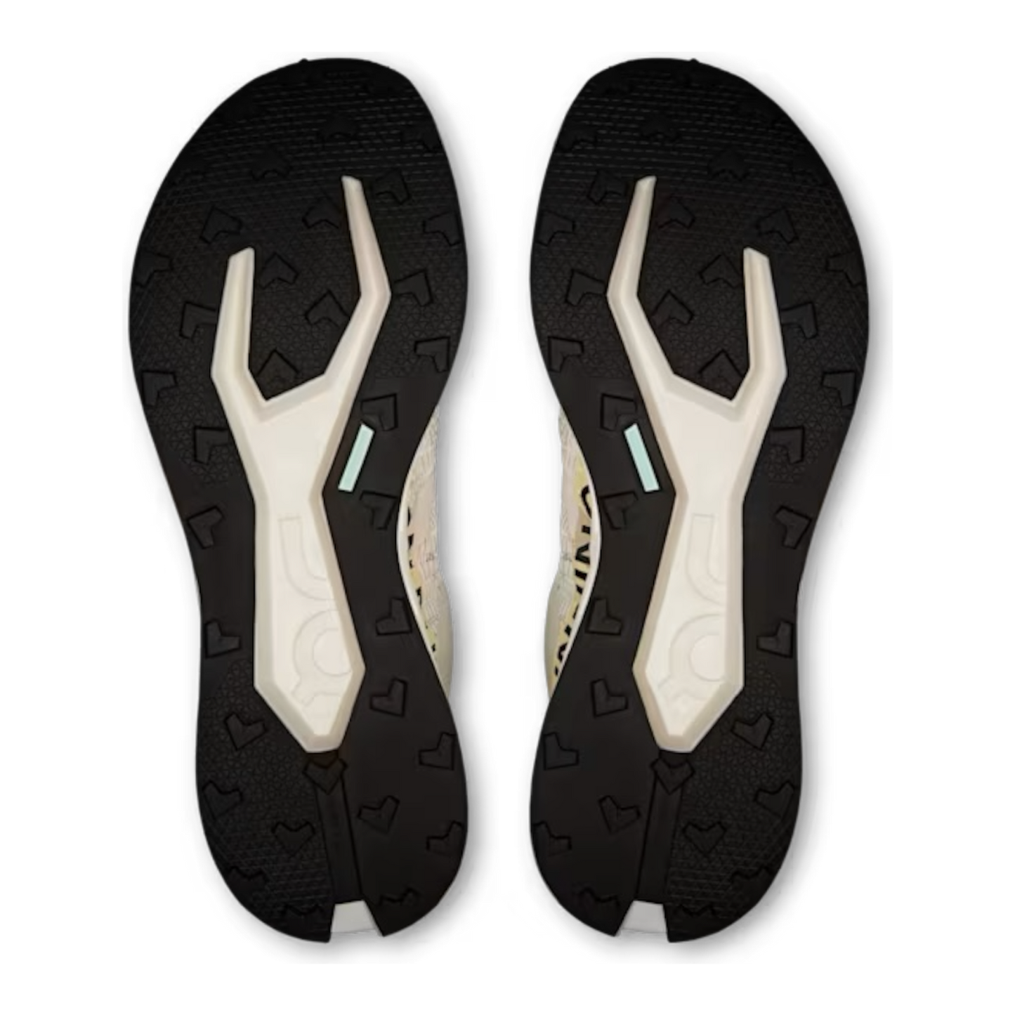 On Running Cloudultra Pro ‘Pearl Lychee’