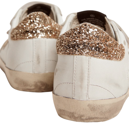 Golden Goose Old School with gold star in laminated leather ‘Dirty white’