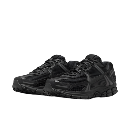Nike Vomero 5' Triple Black'