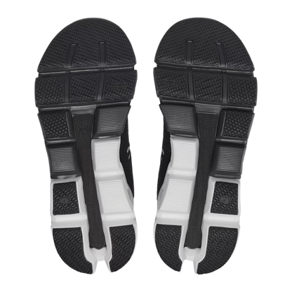 ON Cloudflyer 4 ‘Black|White’