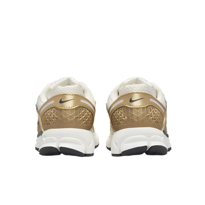 Nike Vomero 5 ‘Sail/Metallic Gold’