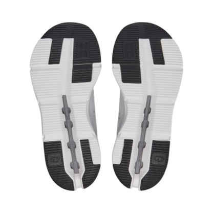 ON Cloudnova ‘White/Sand’