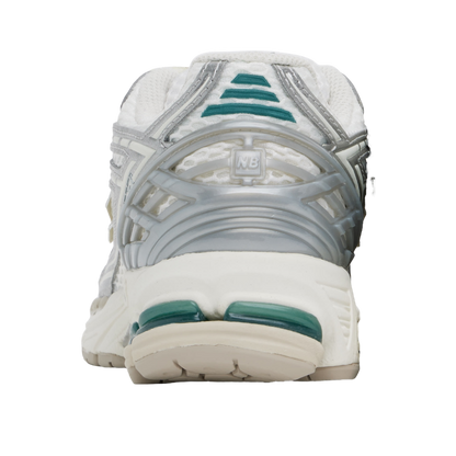 New Balance 1906R 'Silver Metallic Cream'