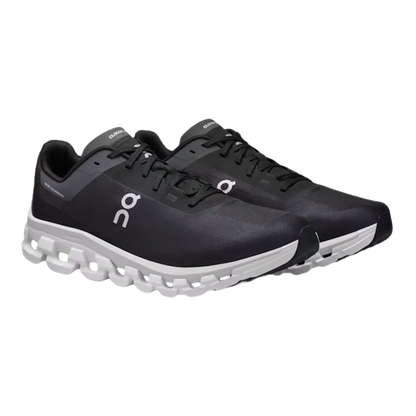 ON Cloudflow 4 ‘Black/White’