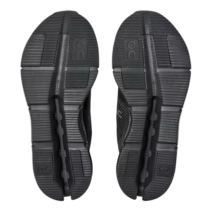 ON Cloudnova ‘All Black’