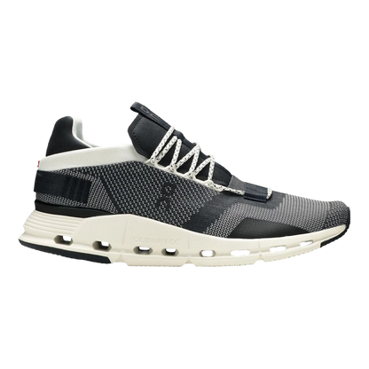 ON Cloudnova ‘White/Black’