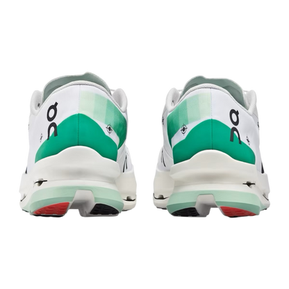 On CloudBoom Echo 3 ‘Undyed White Mint’