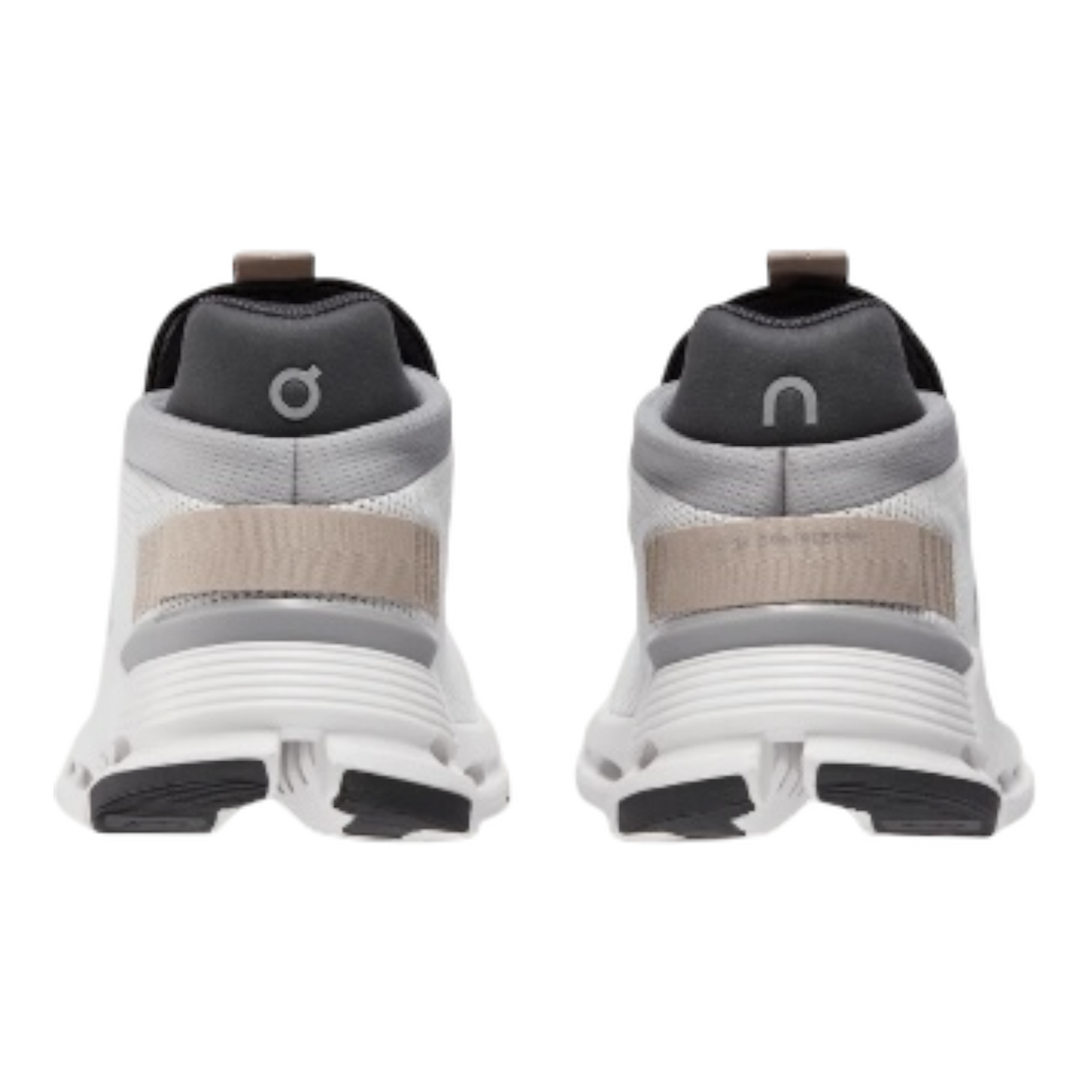 ON Cloudnova ‘White/Sand’