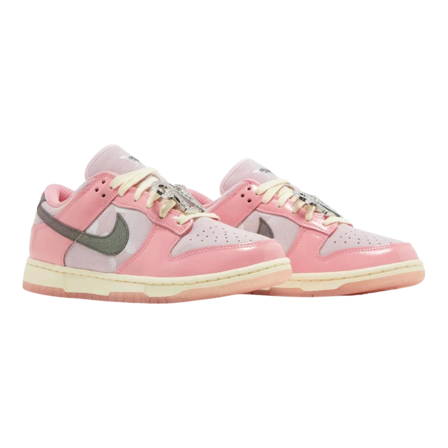 Nike Dunk Low LX 'Barbie'